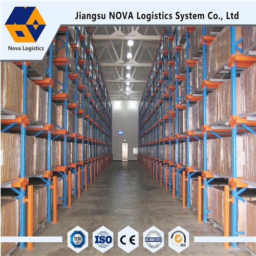 Storage Rack Drive im Racking von Nova Logistics