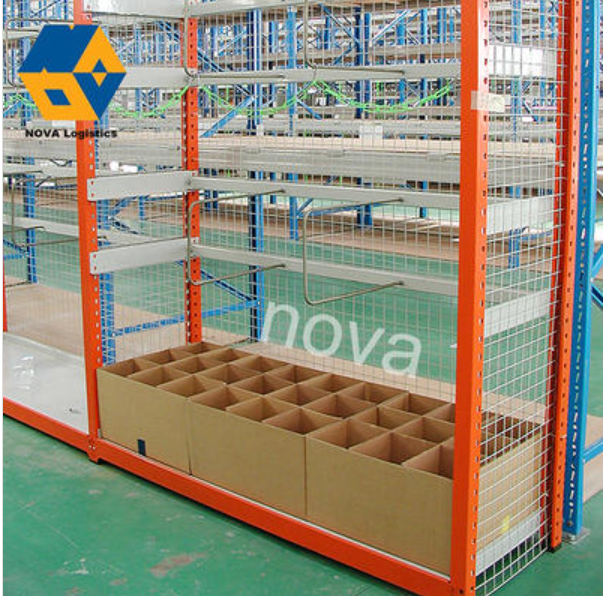 mittelschweres Regal